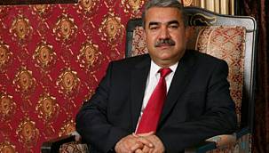 ESNAF BİRLİK BAŞKANI KUYBU’DAN BAYRAM MESAJI Kahramanmaraş Esnaf ve Sanatkarlar Odaları Birliği Başkanı Ahmet Kuybu, yarın idrak edilecek olan kurban bayramı için bir mesaj yayınladı.