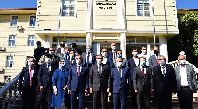 TBMM Grup Başkanvekili Sayın Mahir Ünal’dan Vali Coşkun’a Ziyaret
