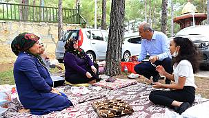 BAŞKAN OKAY MESİRE ALANINDA VATANDAŞLARLA BİR ARAYA GELDİ