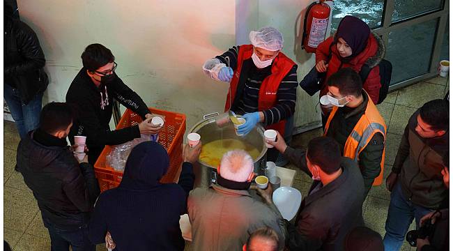 YÜREKLERİ ISITAN ÇORBA İKRAMI