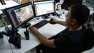 TRAFİK YÖNETİM MERKEZİ YAĞIŞLARDA ŞEHRİN GÖZÜ KULAĞI OLDU