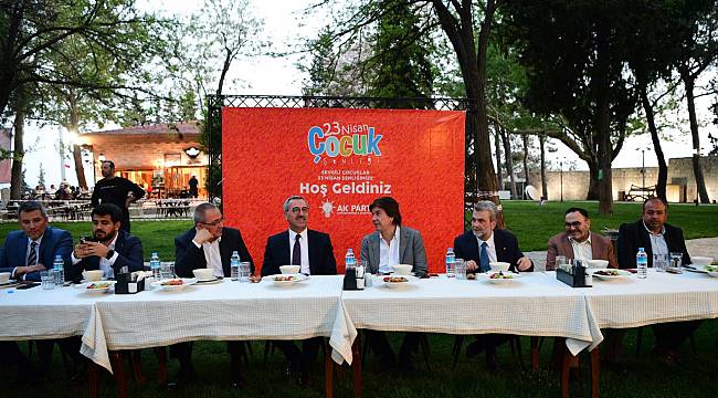 Başkan Güngör Çocuklarla… Birlik ve Beraberliğimiz Daim Olsun