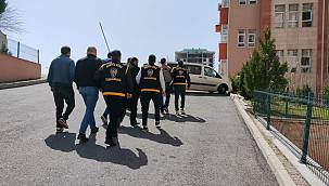 KAHRAMANMARAŞ YOL KONTROLÜNDE 2 TUTUKLAMA 