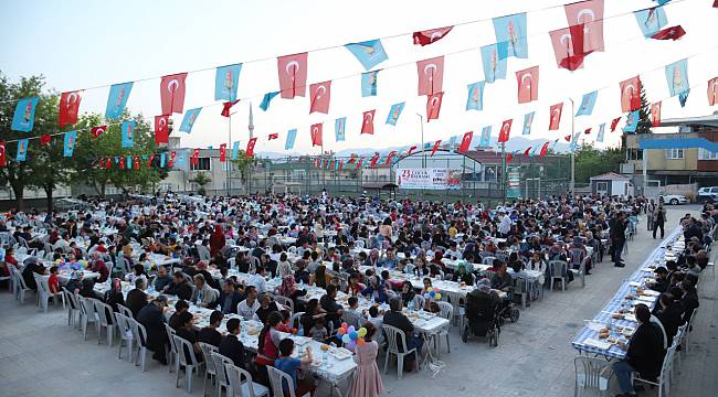 Onikişubat Belediyesi’nden 2 bin kişilik iftar sofrası