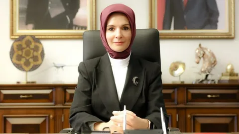 Bakan Mahinur Özdemir Göktaş:
