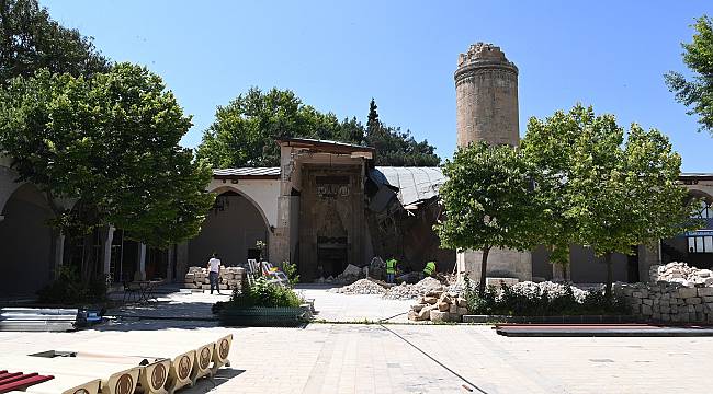 Başkan Güngör; "Ulu Cami Restore Edilerek İbadete Açılacak"