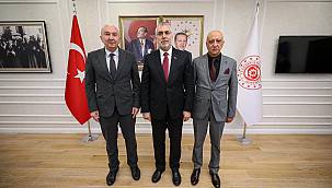 Rektör Yasım'dan Çalışma ve Sosyal Güvenlik Bakanı Vedat Işıkhan'a Ziyaret...