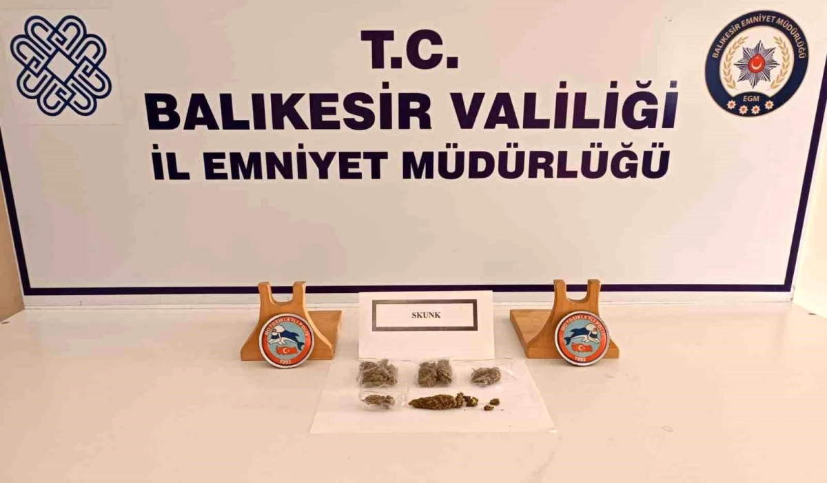 Balıkesir de Uyuşturucu Operasyonu skunk adlı uyuşturucu ele geçirdi