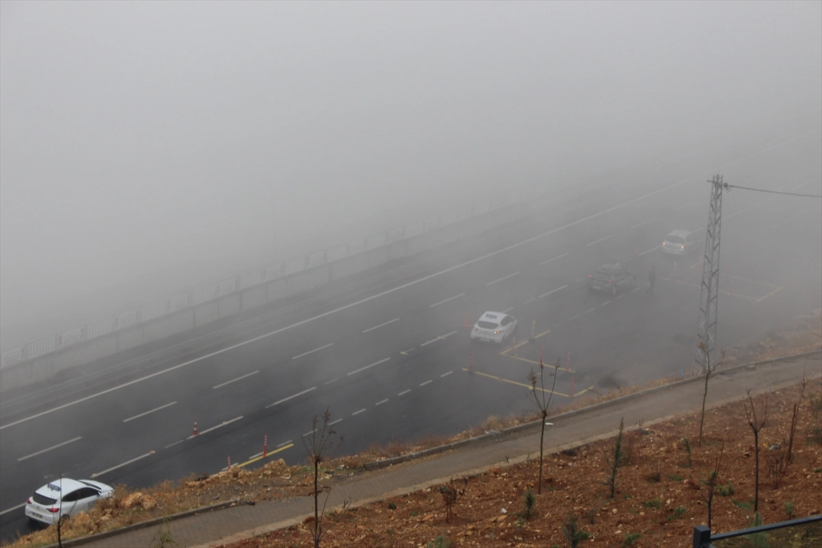 Kahramanmaraş'ta Yoğun Sis Trafikte Dikkat!