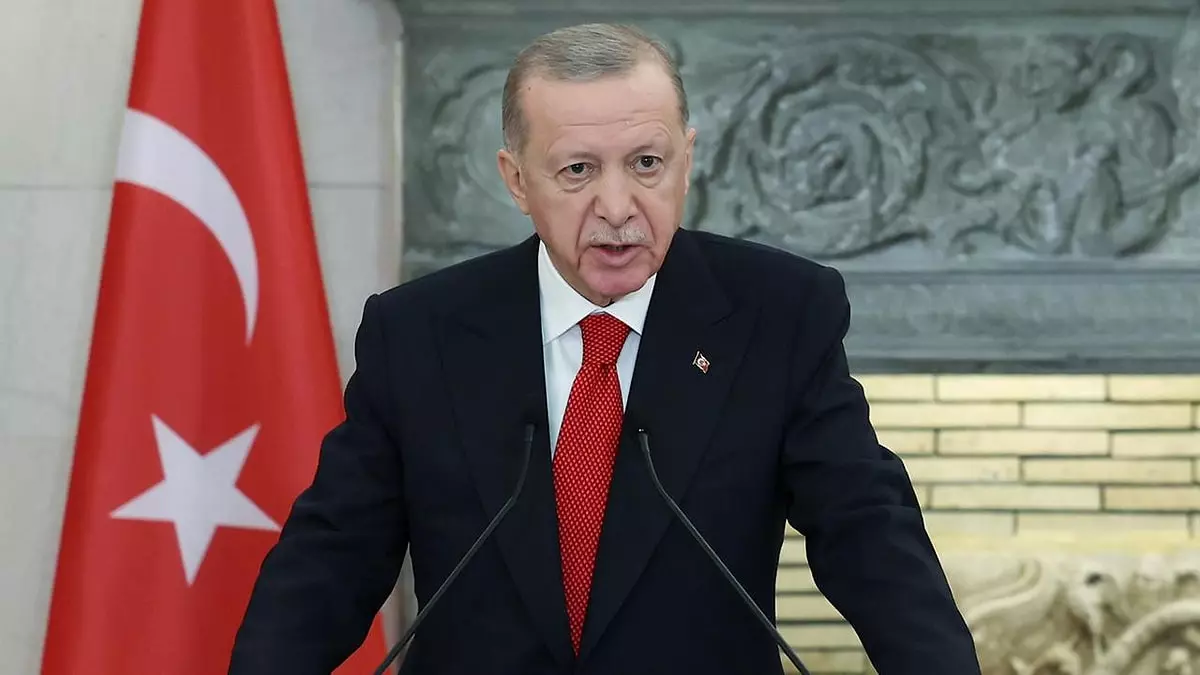 Recep Tayyip Erdoğan Depremde Hasar gören ve Yağmalanan İş yerlerinin zararları Devletimiz tarafından karşılanacaktır 