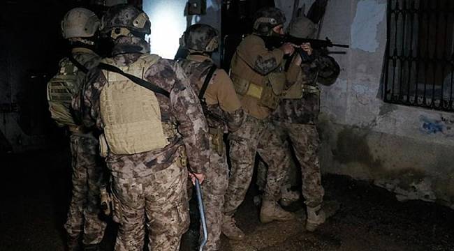 12 Ülke Tarafından Kırmızı Ve Yeşil Bültenle Aranan 23 Şahıs Kafes-43 Operasyonu İle Yakalandı.