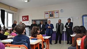 Başkan Mahçiçek, Öğrencilerin Sınav Heyecanına Ortak Oldu