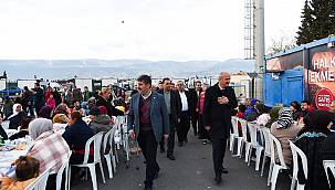 BAŞKAN OKAY, KONTEYNER KENT SAKİNLERİYLE İFTARDA BİR ARAYA GELDİ