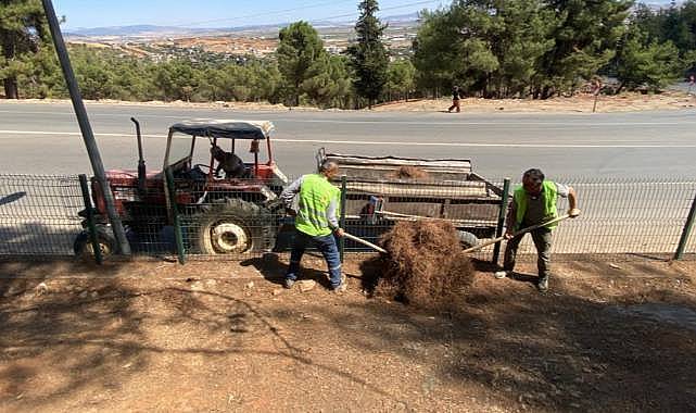 Parklar Temizleniyor, Doğa Yeniden Nefes Alıyor