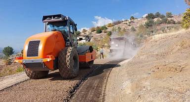 DULKADİROĞLU’NDA YOL SEFERBERLİĞİ SÜRÜYOR