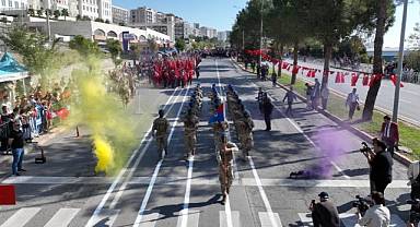 Gurur, Birlik ve Beraberlik; Cumhuriyetin 102. Yılı Coşkuyla Kutlandı