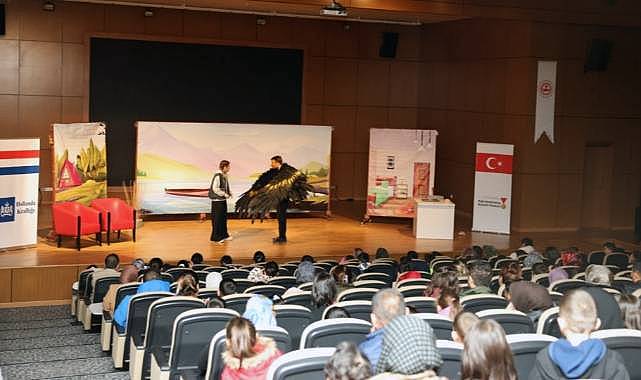 Büyükşehir’den Afşin ve Göksun’da Miniklere Özel Tiyatro Gösterisi