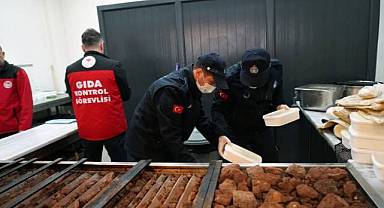Büyükşehir Zabıtasından Uzun Çarşı’da Kapsamlı Denetim
