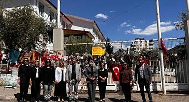 Kahramanmaraş'ta hüzünlü Anneler Günü! Ayla öğretmen ve öğrenciler unutulmadı