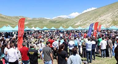 KARAGÖL GENÇLİK VE AİLE DOĞA BULUŞMASI GERÇEKLEŞTİRİLDİ