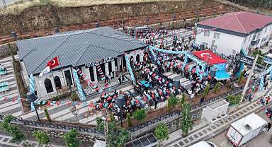 Onikişubat Belediyesi’nin Kale Gençlik Merkezi yoğun katılımla hizmete açıldı