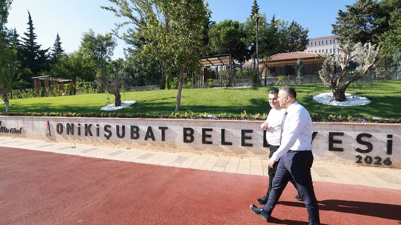 Başkan Toptaş, mahallelerin yaşam kalitesini artıran parkları ziyaret etti
