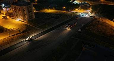 Batı Mahallelerinin Ulaşımına Güç Katacak 30 Metrelik Bulvarda Sıcak Asfalta Başlandı
