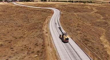 Büyükşehir’den Afşin Kırsalında Ulaşımı İyileştiren Yol Çalışması