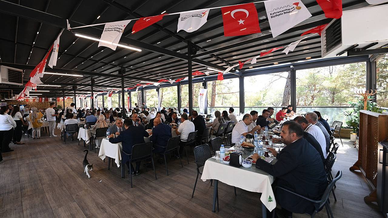 Büyükşehir, Öğrenciler İçin “Pusula Maraş Eğitim Merkezi” Açıyor