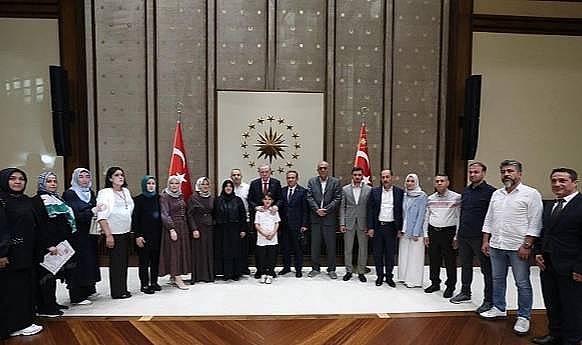 Cumhurbaşkanı Erdoğan, Kahramanmaraş'taki okul saldırısında hayatını kaybeden öğrencilerin aileleriyle görüştü!
