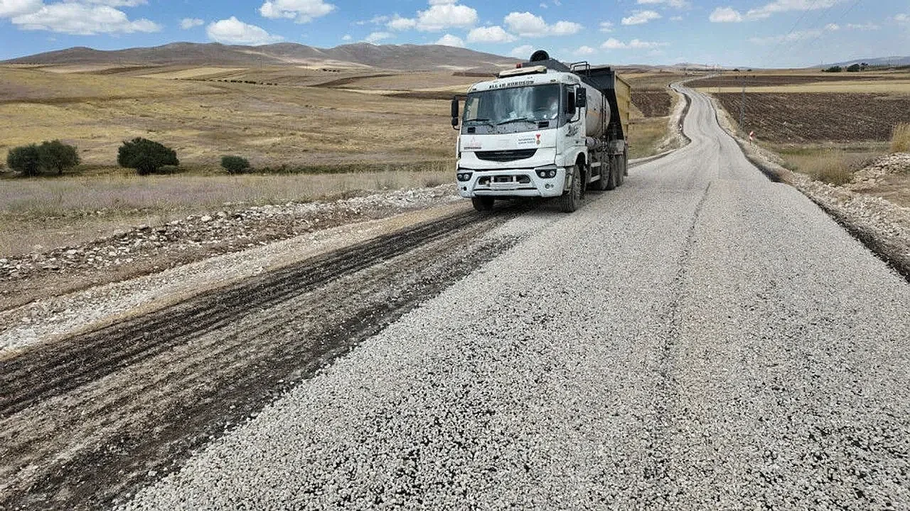 Elbistan Kırsalında Ulaşım Güçleniyor