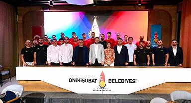 Onikişubat Belediyespor'da Efeler Ligi Heyecanı: Hedef Kalıcı Başarı