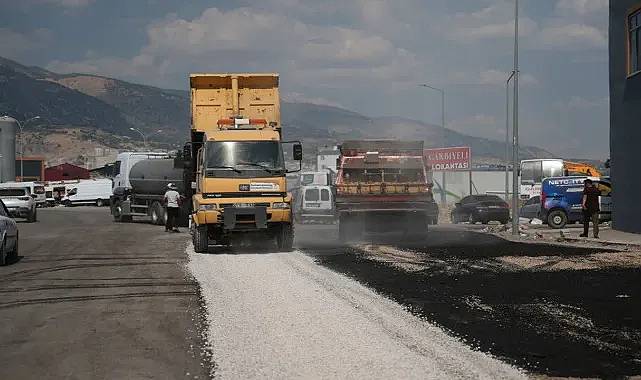 Yeni Sanayi Sitesi’nin Yolları Büyükşehir ile Yenileniyor