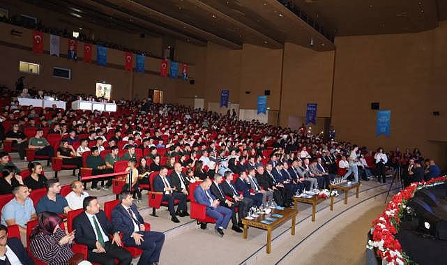Şiir Okuma Yarışması Türkiye Finali Kahramanmaraş’ta Gerçekleştirildi