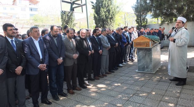 Ali Aydın’ın babası Halil Aydın ebediyete uğurlandı.