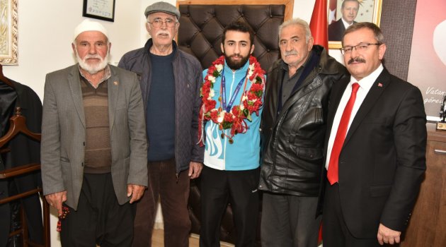 BAŞKAN AYDIN’DA AKBUDAK’A TEBRİK TELEFONU
