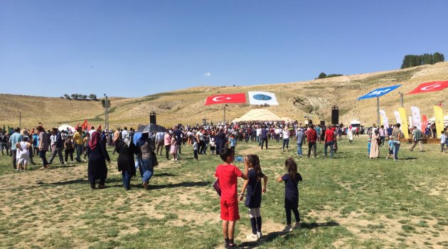 ‘Kahraman Şehir’ Ahlat’ta
