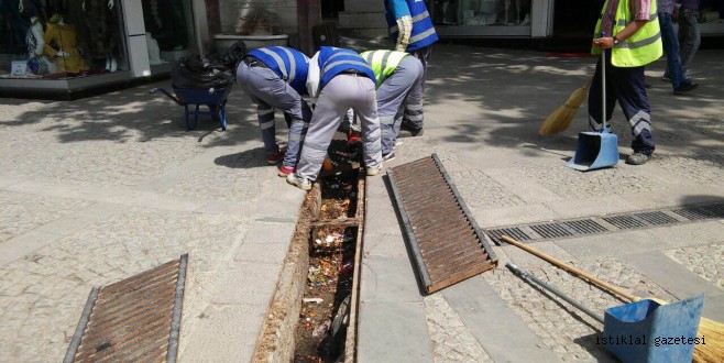 BÜYÜKŞEHİR’DEN MAZGAL TEMİZLİĞİ