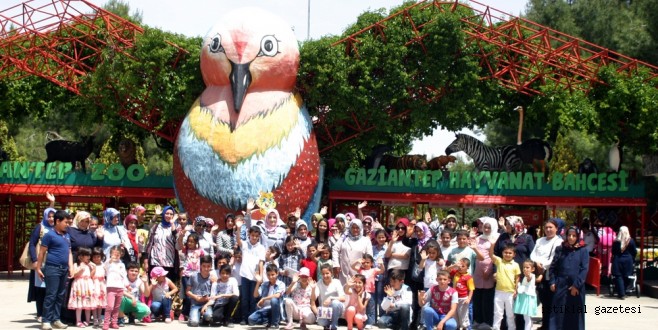 BÜYÜKŞEHİR’DEN ŞEHİT AİLELERİNE GEZİ