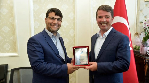 ÇAKIROĞLU DERNEĞİNDEN OSMAN OKUMUŞ’A TEŞEKKÜR