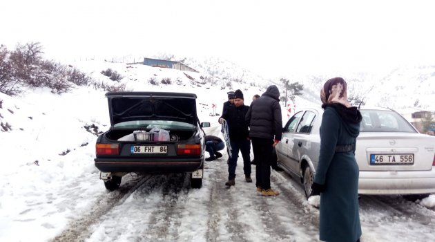 ÇAKIROĞLU’NDA KAR EĞİTİME ENGEL OLAMIYOR