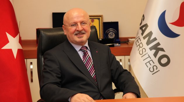 Çocuklar anne ve babalarını ‘rol model’ olarak alırlar...