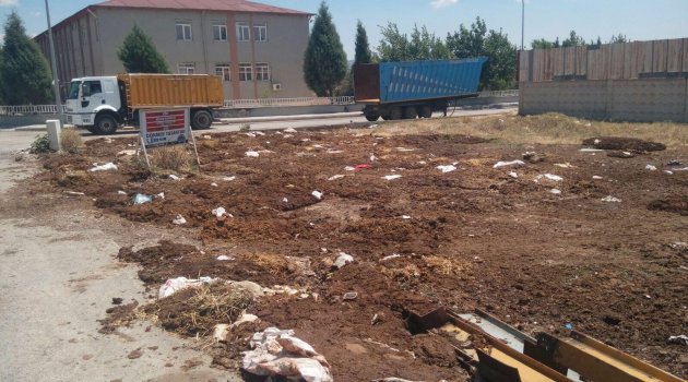 DULKADİROĞLU’NDAN TEMİZLİK ÇALIŞMASI