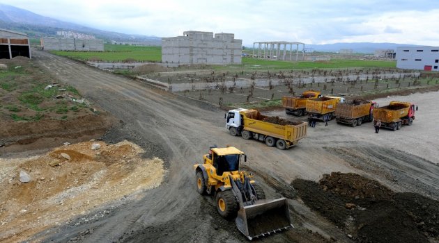 DULKADİROĞLU’NDAN YOL AÇMA ÇALIŞMASI