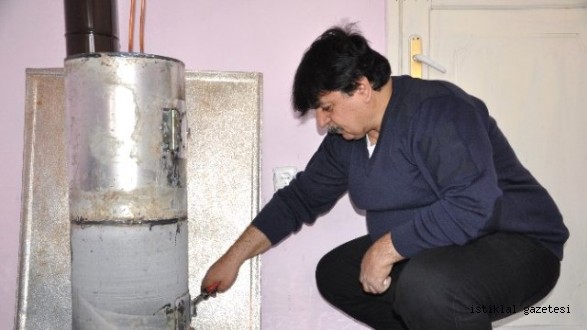 Elbistan İlçesinde Yaşayan Köksal Yüksel,Suyla Yanan Soba Yaptı.