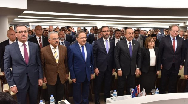 Güngör’den Yerel Yönetimler Sunumu