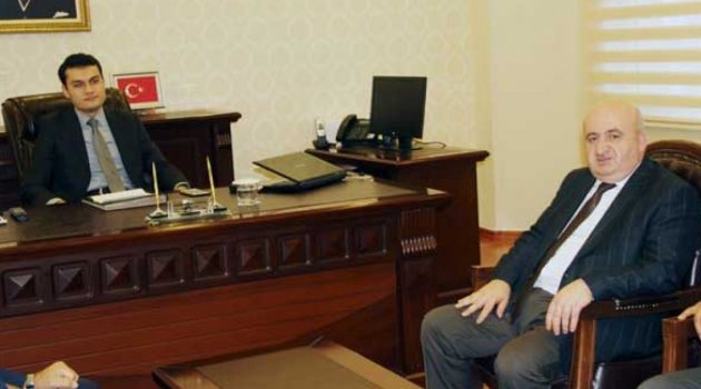 İl Millî Eğitim Müdürü Yılmaz, Çağlayancerit Kaymakamı Çakmak’ı Ziyaret Etti