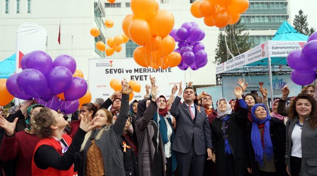‘KADINA ŞİDDET’E HAYIR..