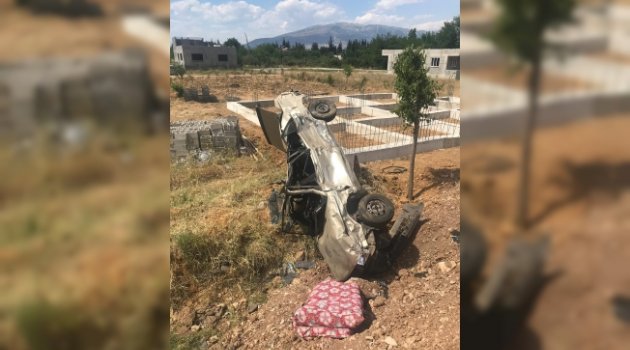 Kahramanmaraş'ta otomobil tarlaya devrildi: 5 yaralı