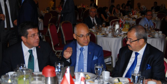 KONUKOĞLU, ‘’YILIN SANAYİCİSİ’’ ÖDÜLÜNÜ ALDI